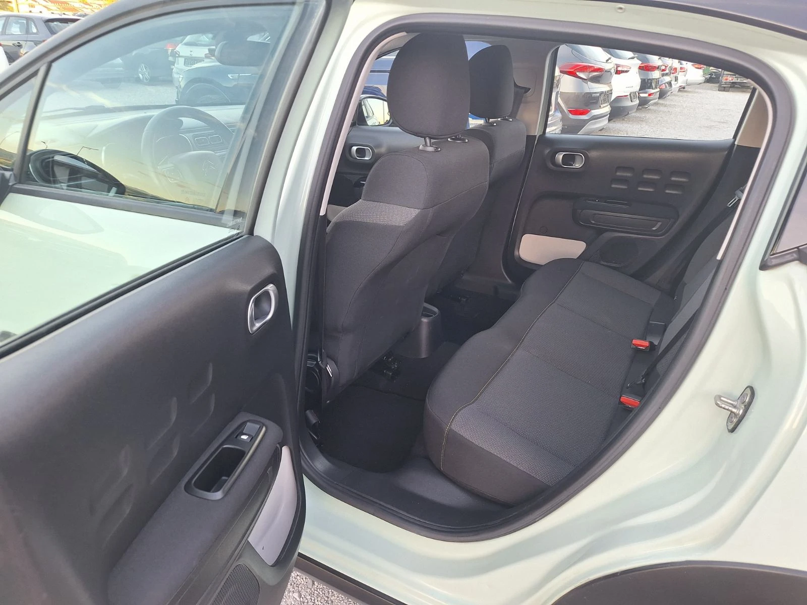 Citroen C3 1.2i-GPL-SHINE-EURO 6, снимка 12 - Автомобили и джипове - 54933505
