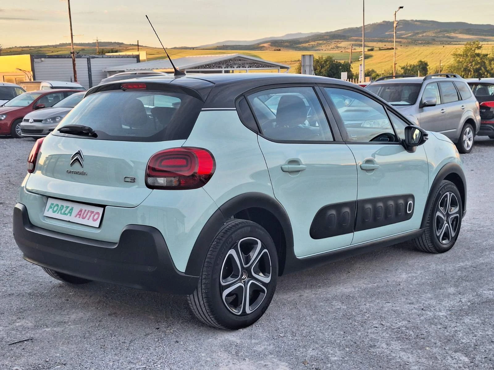 Citroen C3 1.2i-GPL-SHINE-EURO 6, снимка 5 - Автомобили и джипове - 54933505