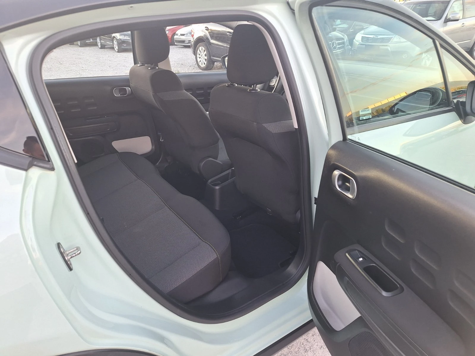 Citroen C3 1.2i-GPL-SHINE-EURO 6, снимка 13 - Автомобили и джипове - 54933505