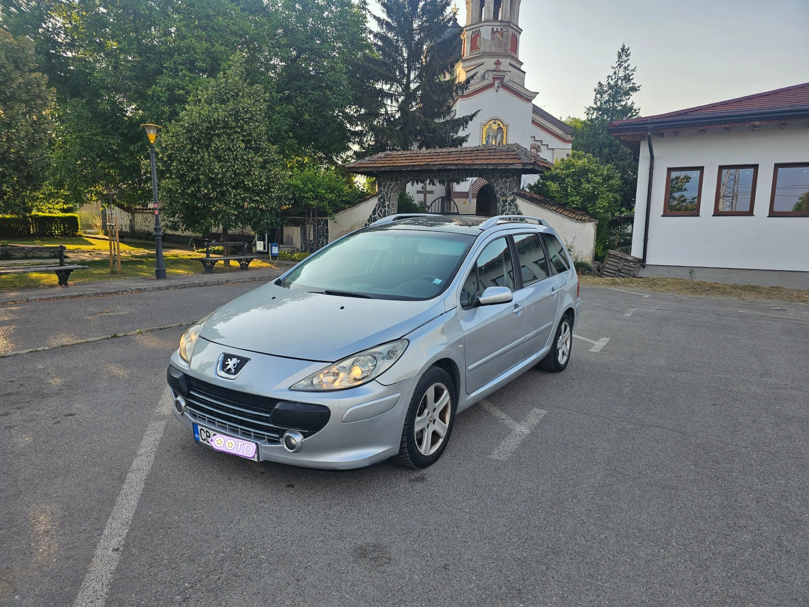 Peugeot 307 1.6HDI- Гаражно- Климатр