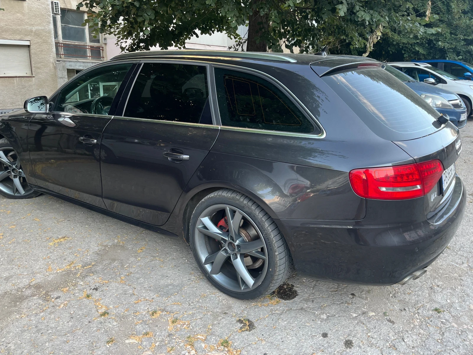 Audi A4, снимка 2 - Автомобили и джипове - 55328039