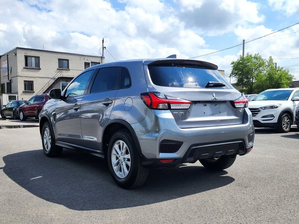 Mitsubishi RVR * ПАНО* KEYLESS* Camera* ПОДГРЕВ* , снимка 4 - Автомобили и джипове - 55433252