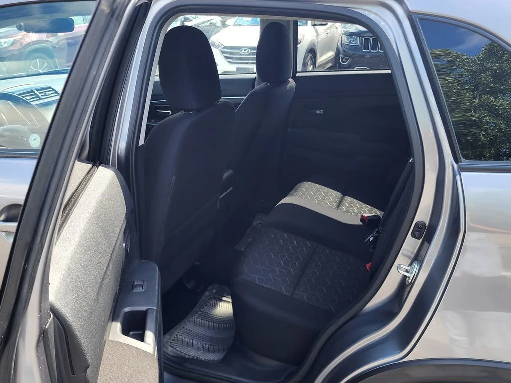 Mitsubishi RVR * ПАНО* KEYLESS* Camera* ПОДГРЕВ* , снимка 9 - Автомобили и джипове - 55433252