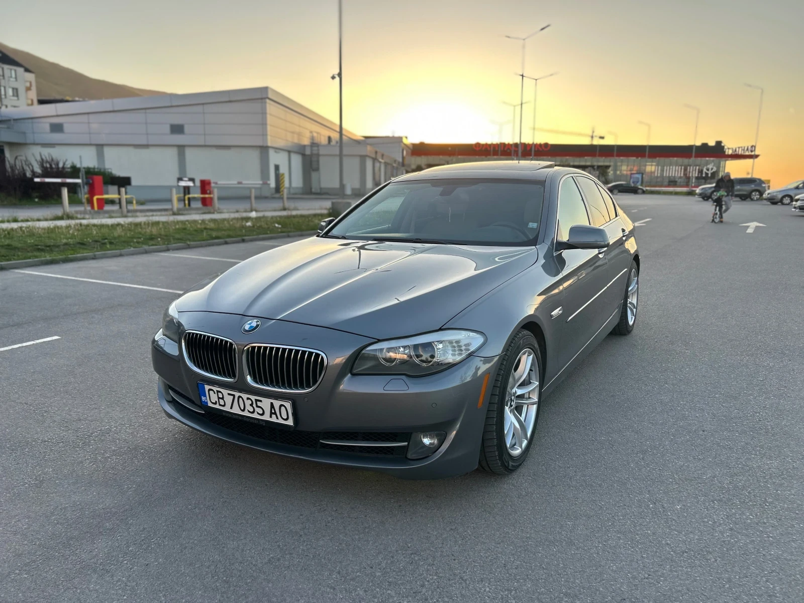 BMW 535 Ръчка задно цяла или части