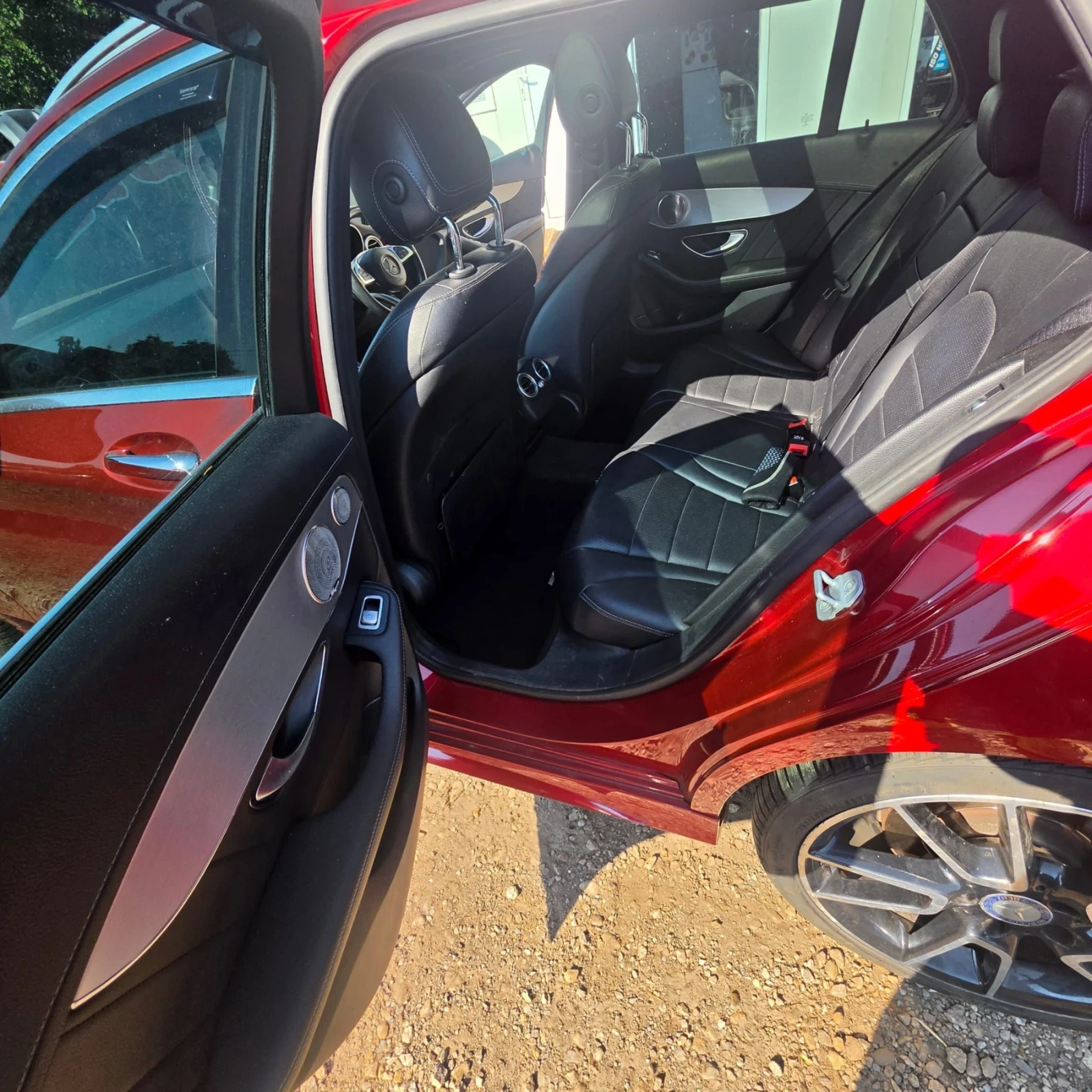 Mercedes-Benz C 300 D hybrid AMG packet комби, снимка 15 - Автомобили и джипове - 55613583