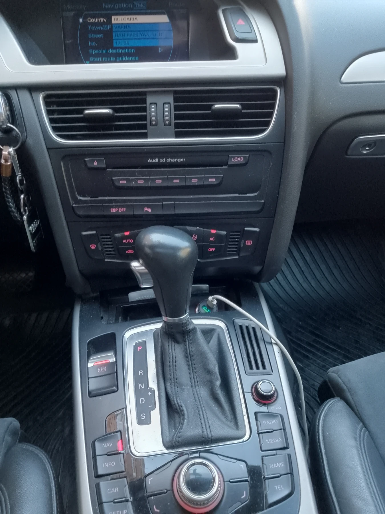 Audi A4 2.7 TDi Automatic , снимка 8 - Автомобили и джипове - 55693826