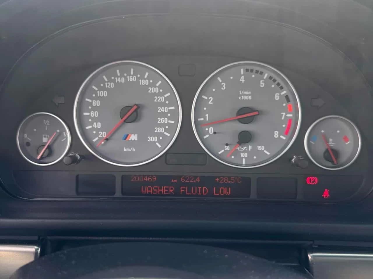 BMW M5 Manual * АВТОКРЕДИТ БЕЗ ПЪРВОНАЧАЛНА ВНОСКА* , снимка 8 - Автомобили и джипове - 55746986