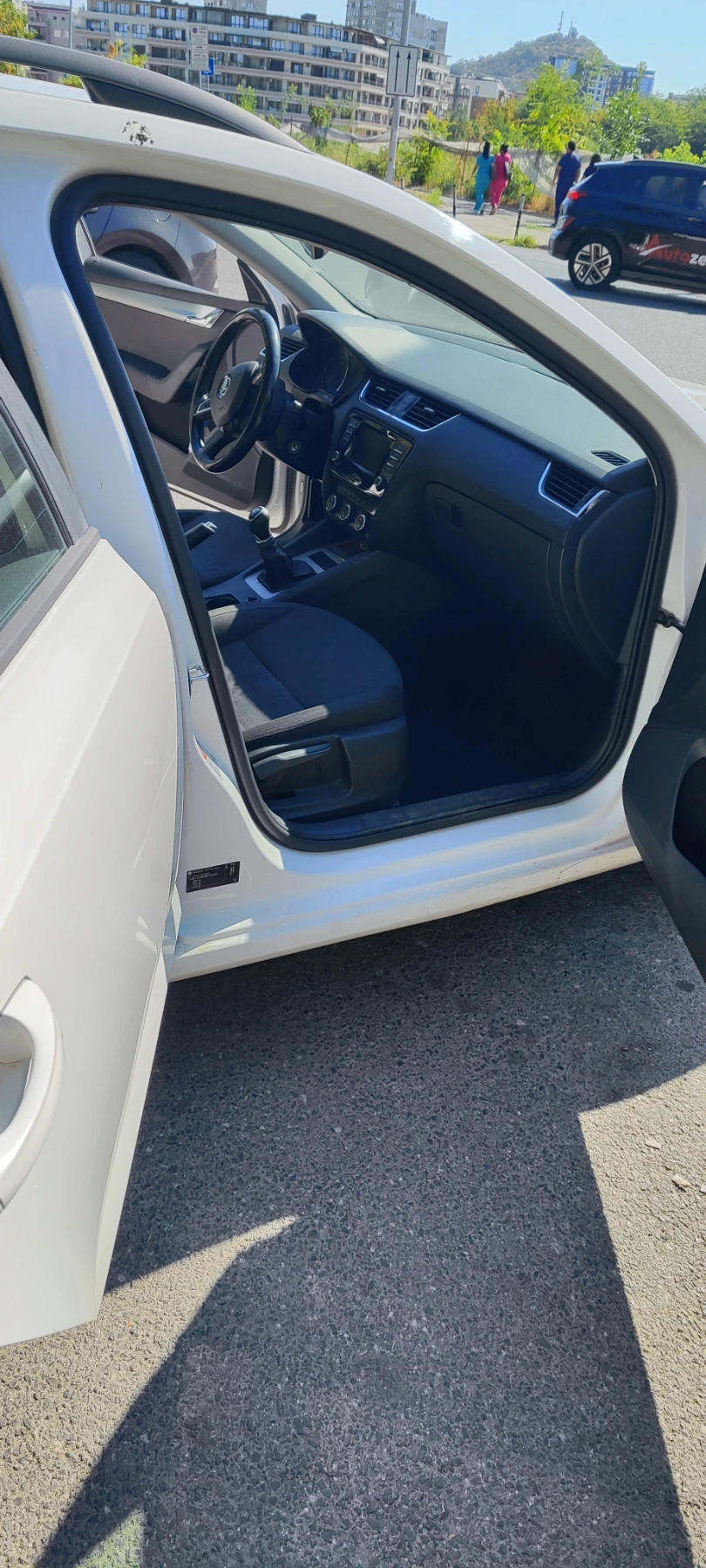 Skoda Octavia Комби , снимка 3 - Автомобили и джипове - 56096294