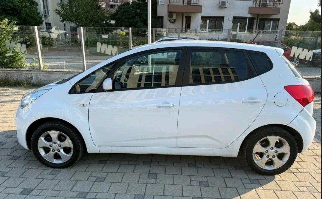 Kia Venga * FACE LIFT* ГАЗ* БЕЗ АНАЛОГ* РЕГИСТРИРАН* CVVT* , снимка 4 - Автомобили и джипове - 56147968