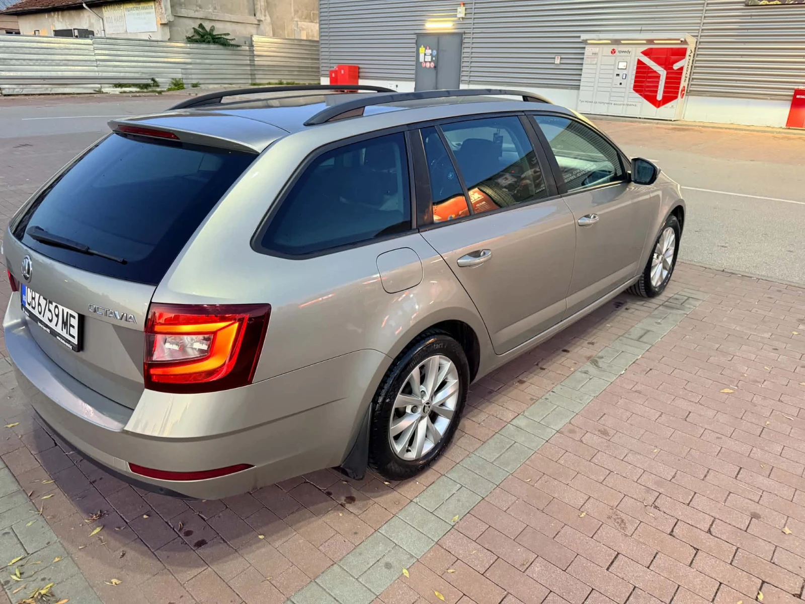 Skoda Octavia, снимка 5 - Автомобили и джипове - 56638095