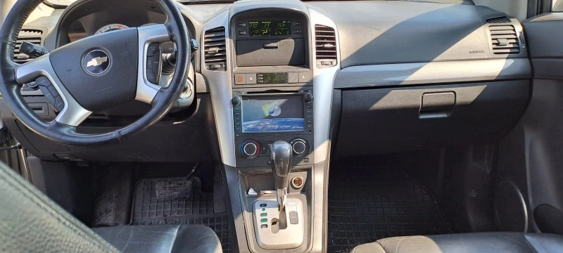 Chevrolet Captiva 2.0DАвт. 6+1 3Броя, снимка 14 - Автомобили и джипове - 36597450