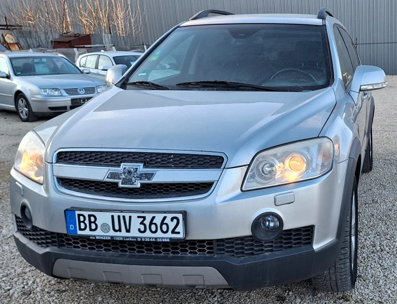 Chevrolet Captiva 2.4i Газ. Инжекцион / КЛИМА, снимка 1 - Автомобили и джипове - 49550084