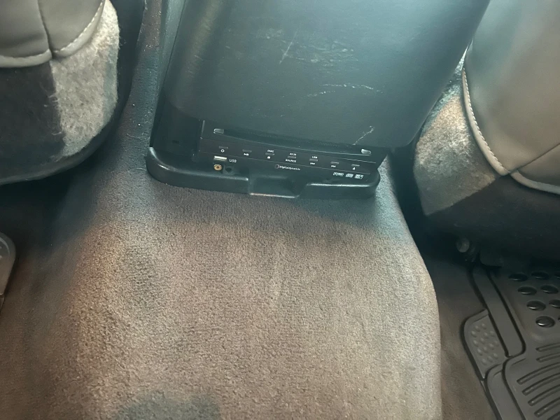 Jeep Grand cherokee, снимка 11 - Автомобили и джипове - 52364467