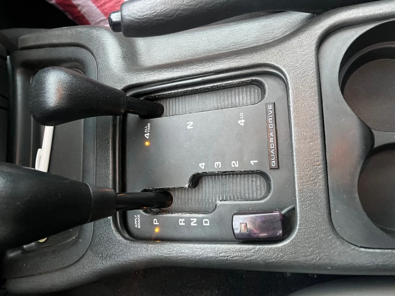 Jeep Grand cherokee, снимка 9 - Автомобили и джипове - 52364467