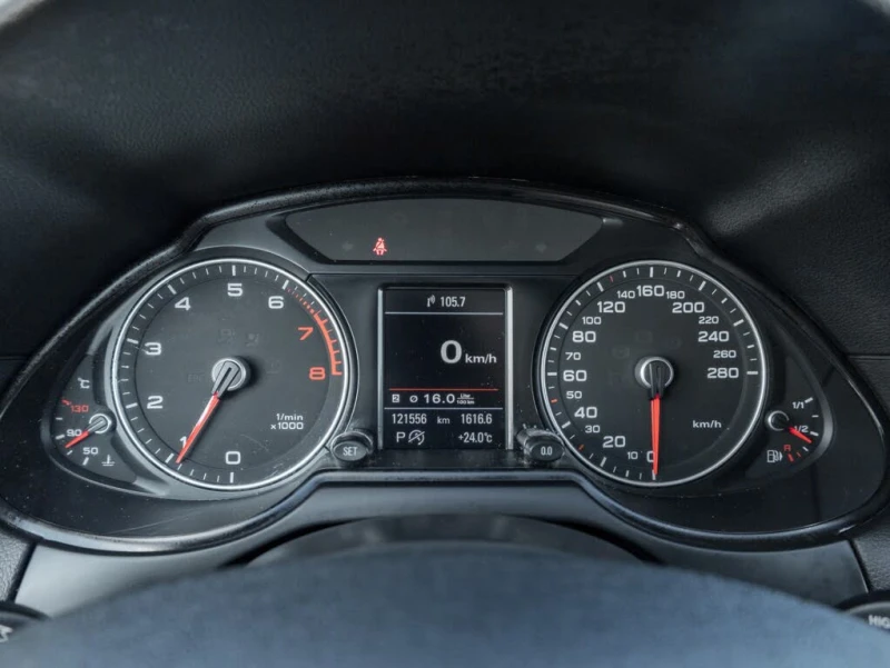 Audi Q5 3.0T * PROGRESSIV * АвтоКредит * (ЦЕНА ДО БГ), снимка 13 - Автомобили и джипове - 53258833