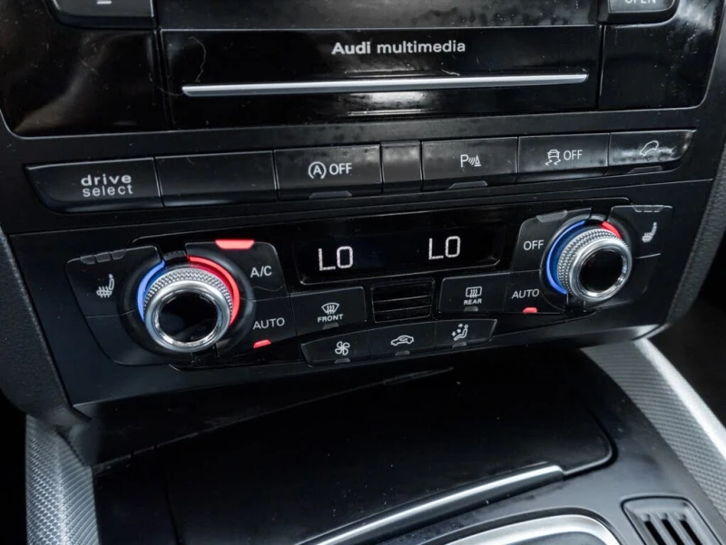 Audi Q5 3.0T * PROGRESSIV * АвтоКредит * (ЦЕНА ДО БГ), снимка 11 - Автомобили и джипове - 53258833