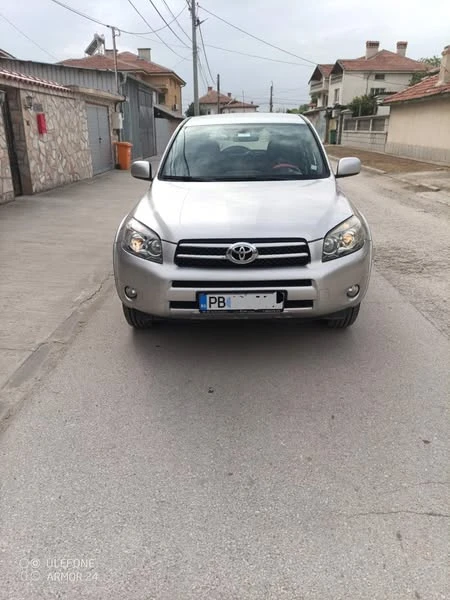 Toyota Rav4, снимка 2 - Автомобили и джипове - 48477192