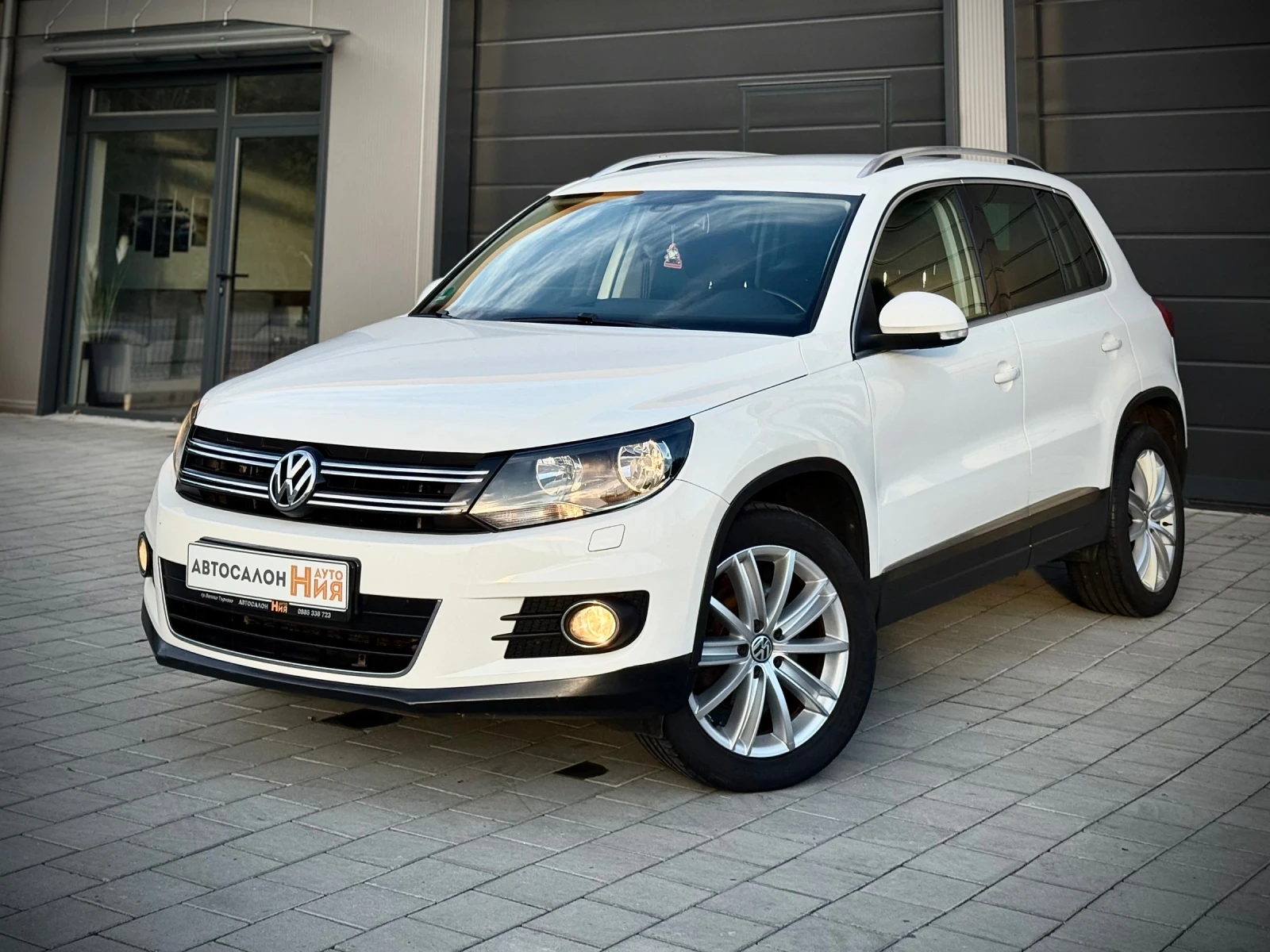 VW Tiguan 2.0TDI * SPORT* 4MOTION* FaceLift* , снимка 1