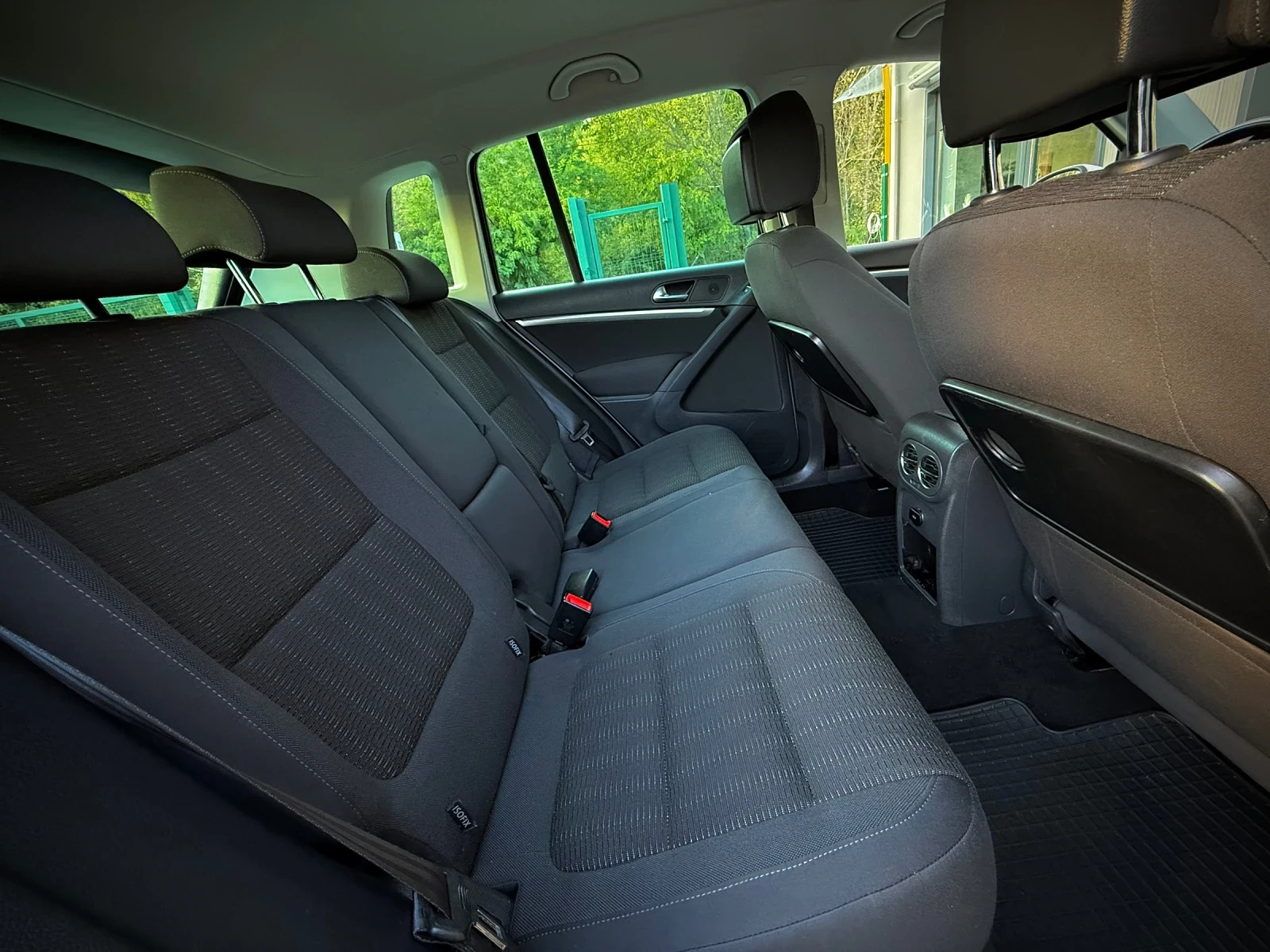 VW Tiguan 2.0TDI * SPORT* 4MOTION* FaceLift*  - изображение 9