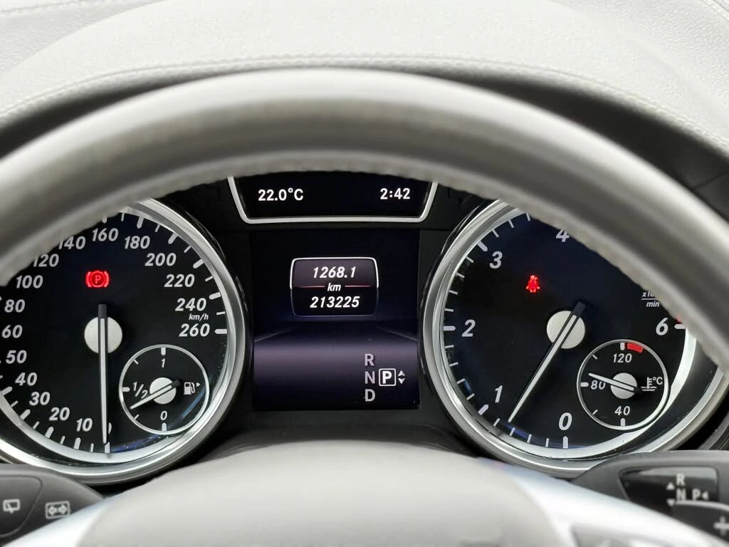 Mercedes-Benz GL 350 * АВТО КРЕДИТ* ЦЕНА ДО БГ * СЕРВИЗНА ИСТОРИЯ *  - изображение 10