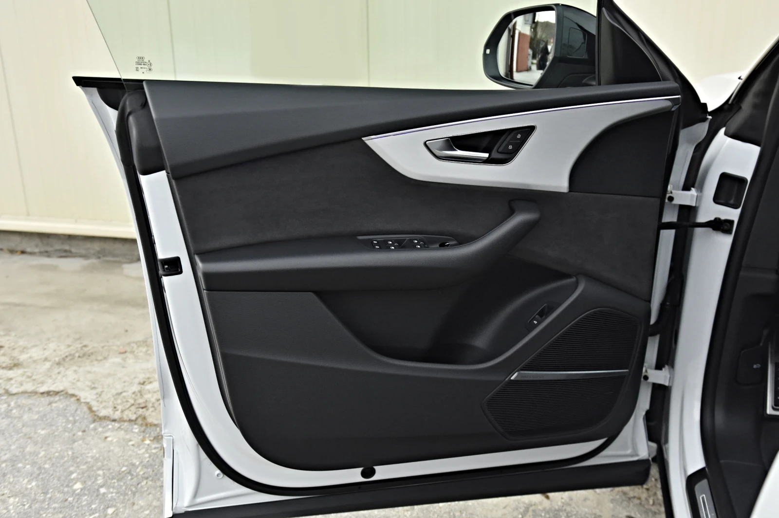 Audi SQ8 4.0 V8T B&O RS-SITZE CARBON 23-RS 360 NIG-VIS | Mobile.bg   15