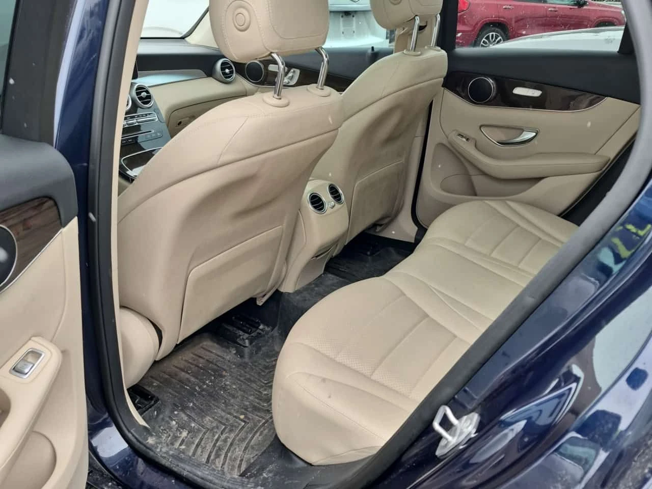 Mercedes-Benz GLC 300 | ПАНОРАМА | 360   | МЪРТВА ЗОНА | KEYLESS , снимка 12 - Автомобили и джипове - 53954774