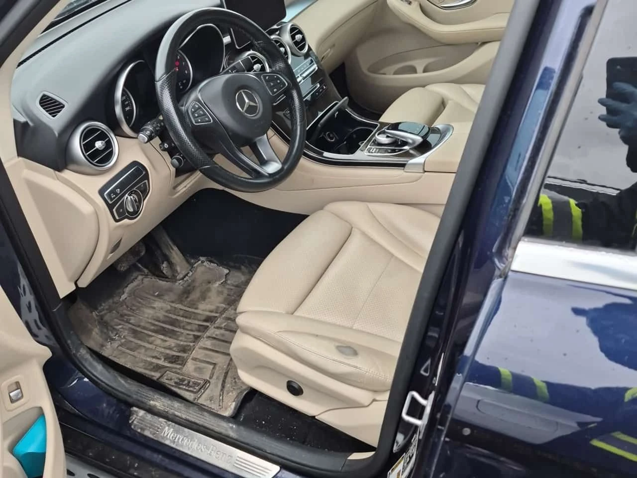 Mercedes-Benz GLC 300 | ПАНОРАМА | 360   | МЪРТВА ЗОНА | KEYLESS , снимка 5 - Автомобили и джипове - 53954774