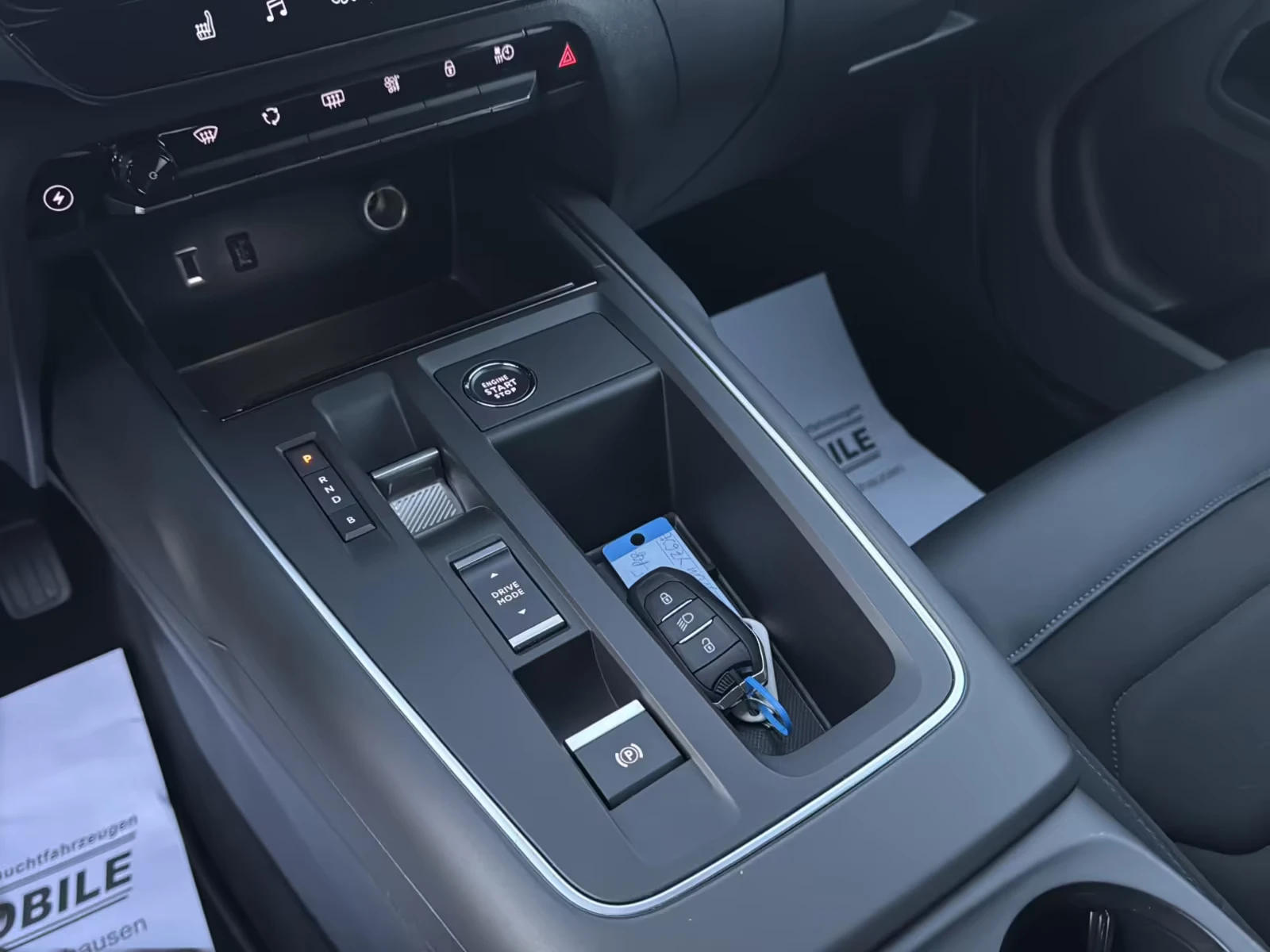 Citroen C5 Aircross 1.6 PHEV/224HP/FEEL/360/NAVI/184h, снимка 16 - Автомобили и джипове - 54127138