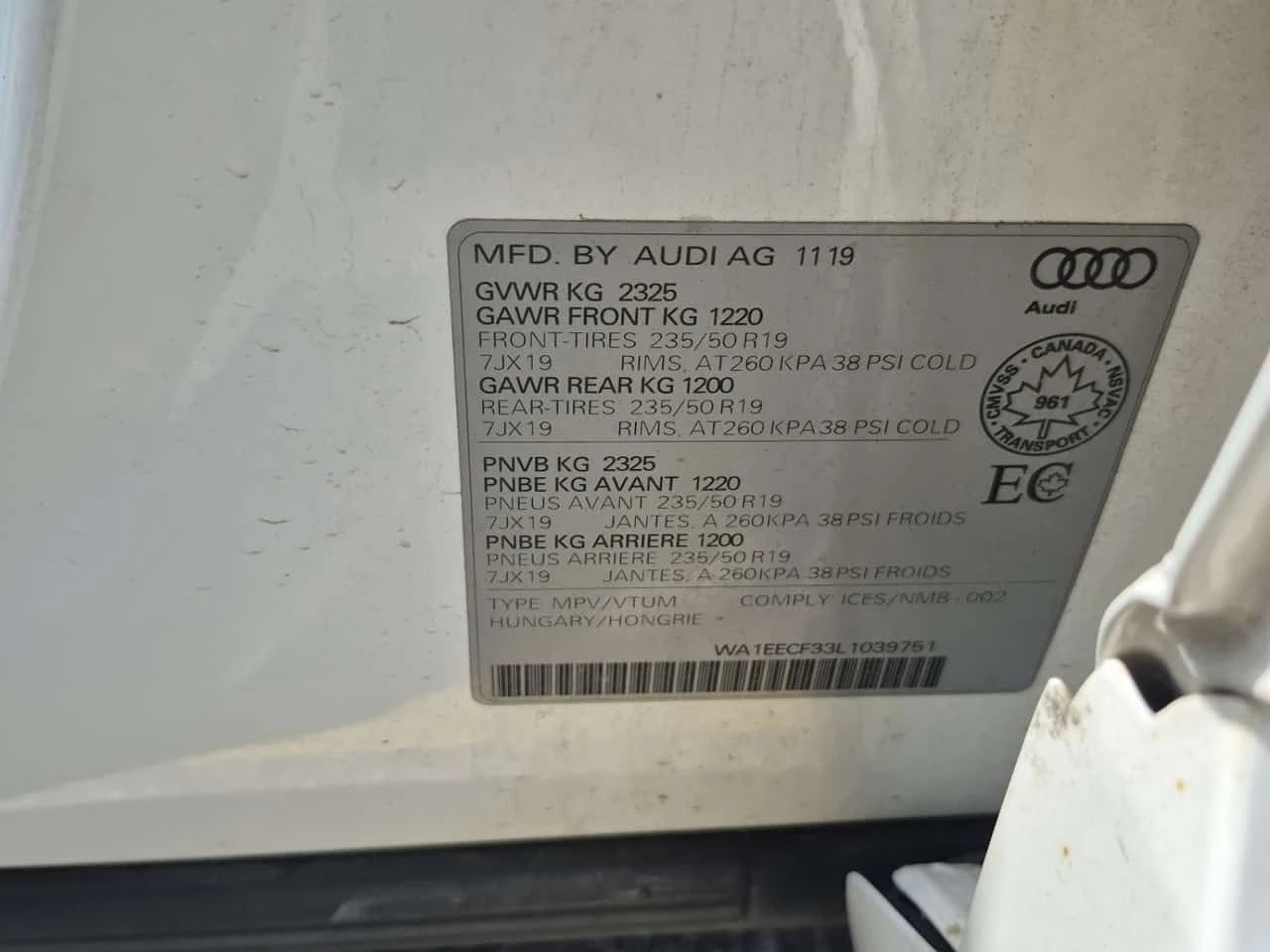 Audi Q3 * PROGRESSIV * CARFAX * ЦЕНА ДО БГ, снимка 16 - Автомобили и джипове - 55492071