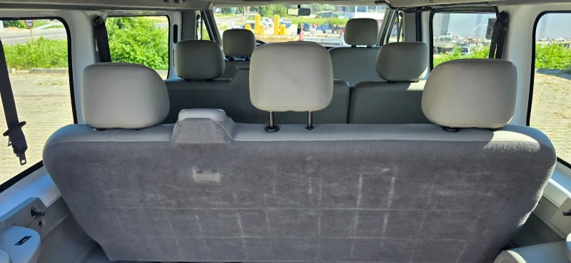 Opel Vivaro 2.5DCi 8 места, снимка 16 - Бусове и автобуси - 50768484