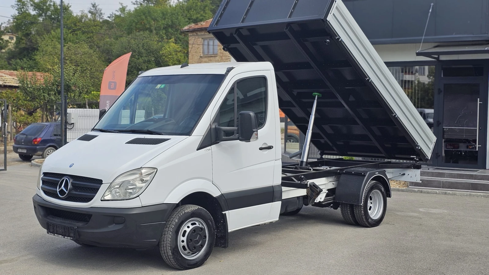 Mercedes-Benz Sprinter 519 3.0CDI 6SP CH-5т ТОВАР, 3.5т РЕГИС.-КЛИМА-ЛИЗИНГ - изображение 3