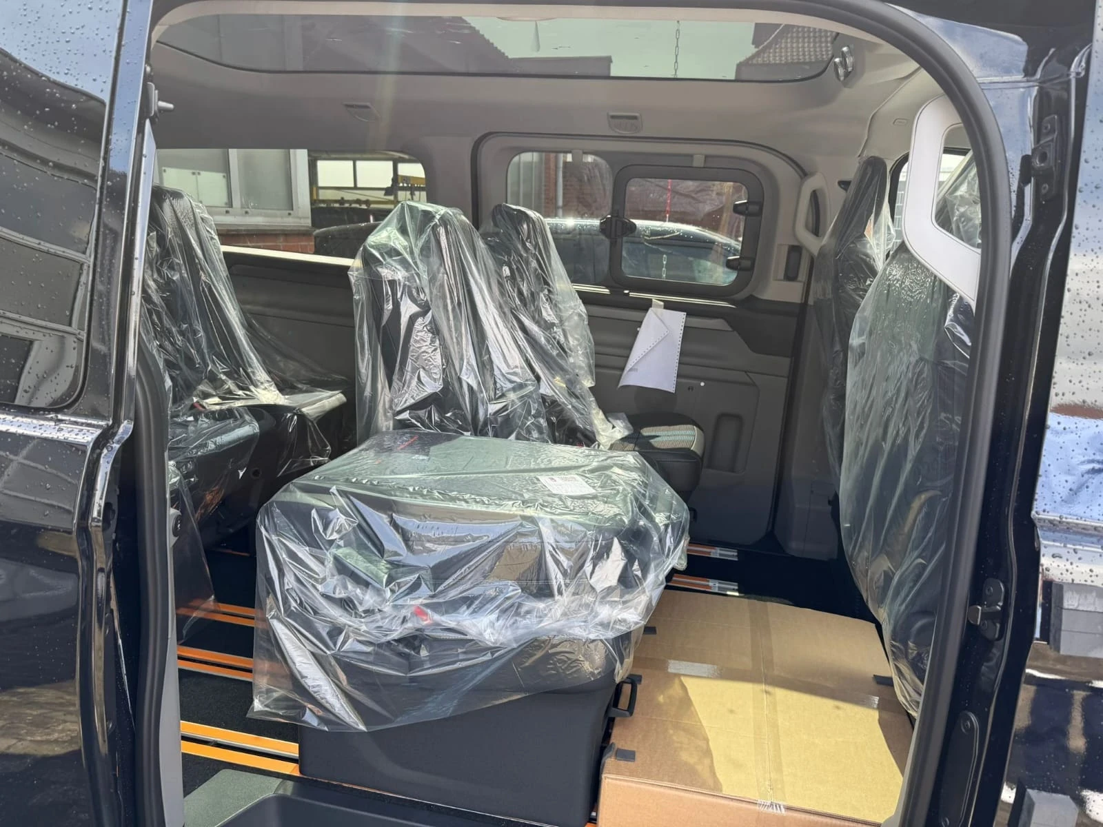 Ford Tourneo  | Mobile.bg   2