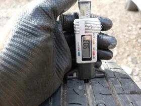 Гуми Зимни 195/75R16, снимка 2