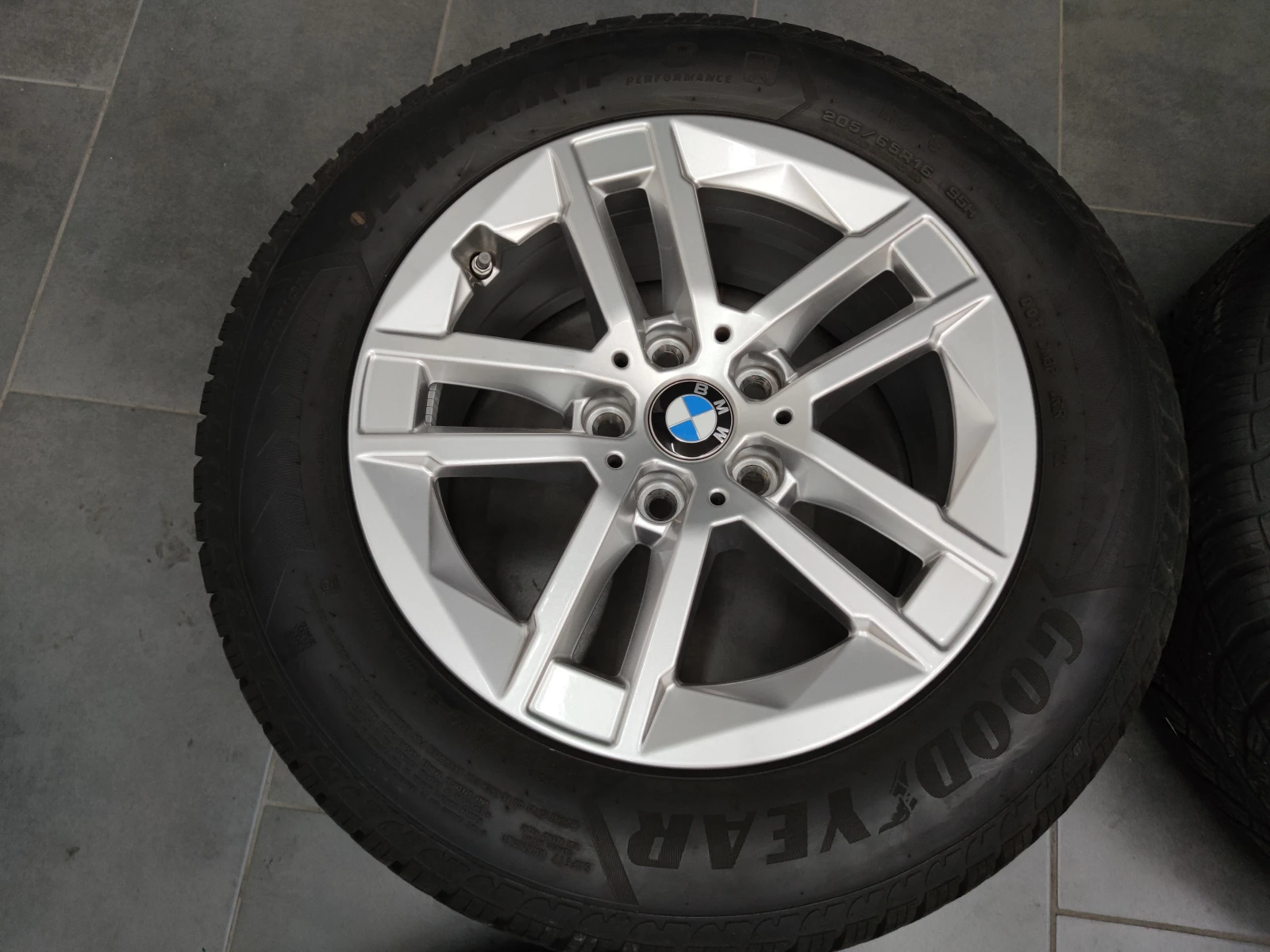    205/65R16  BMW X1 | Mobile.bg   7