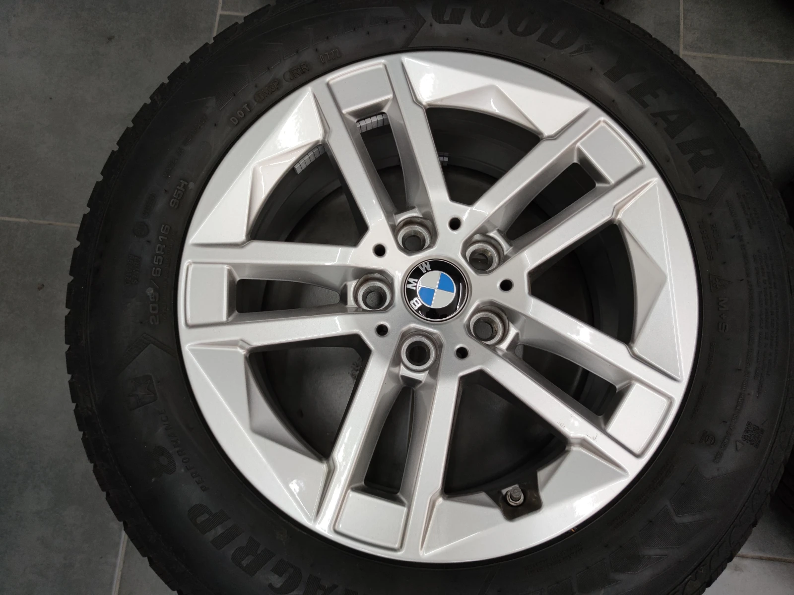    205/65R16  BMW X1 | Mobile.bg   5