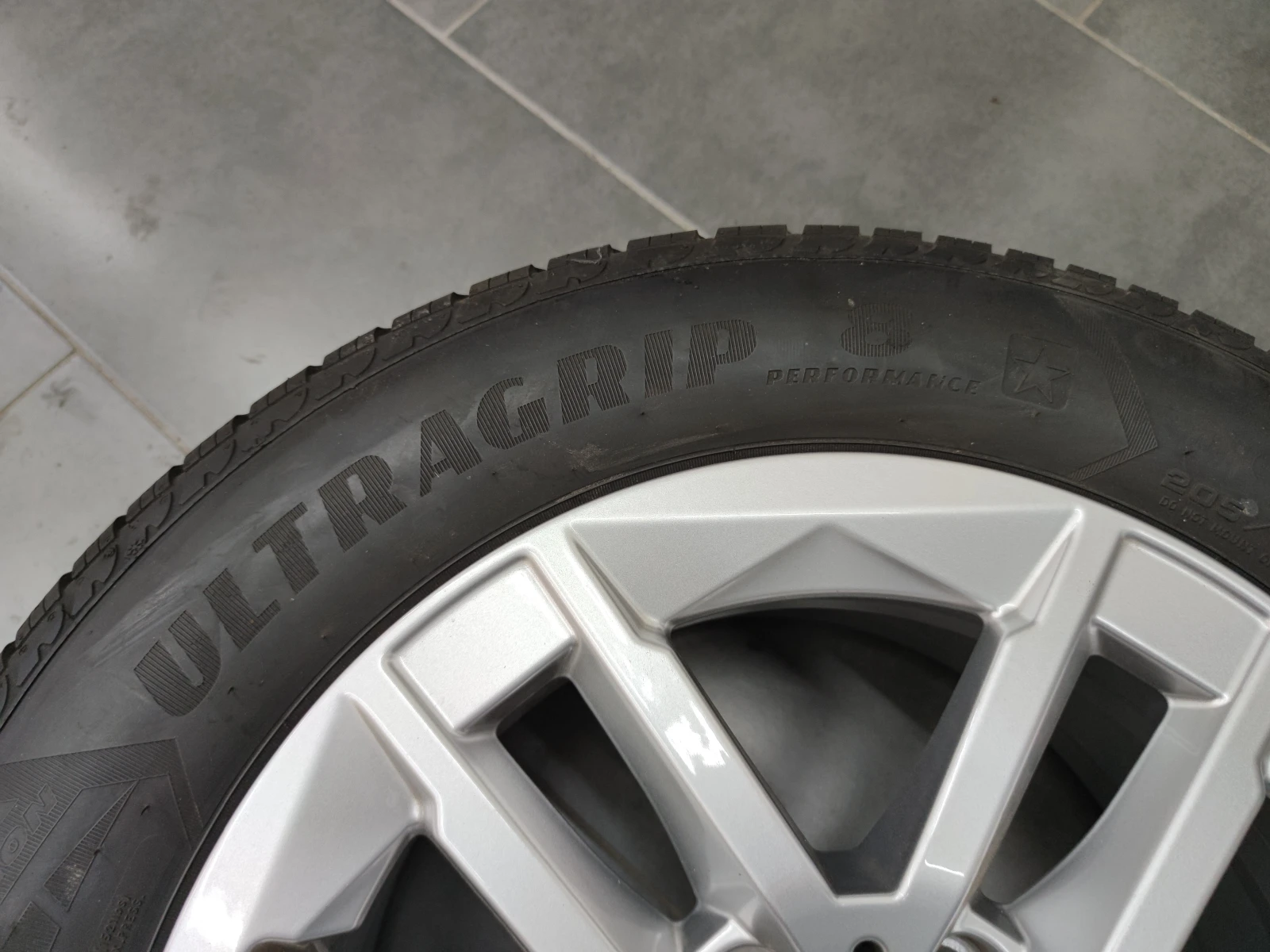    205/65R16  BMW X1 | Mobile.bg   10