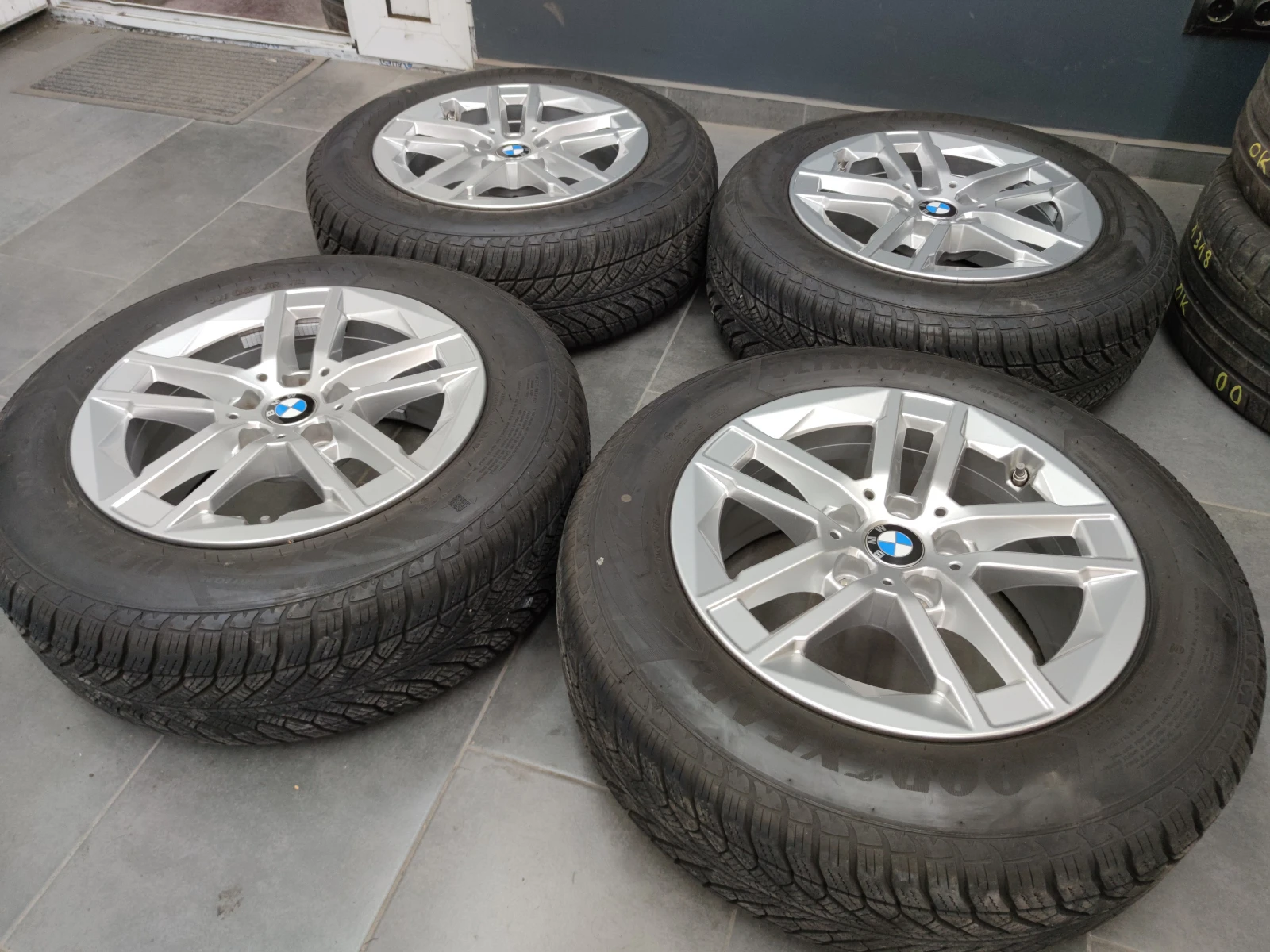    205/65R16  BMW X1 | Mobile.bg   4