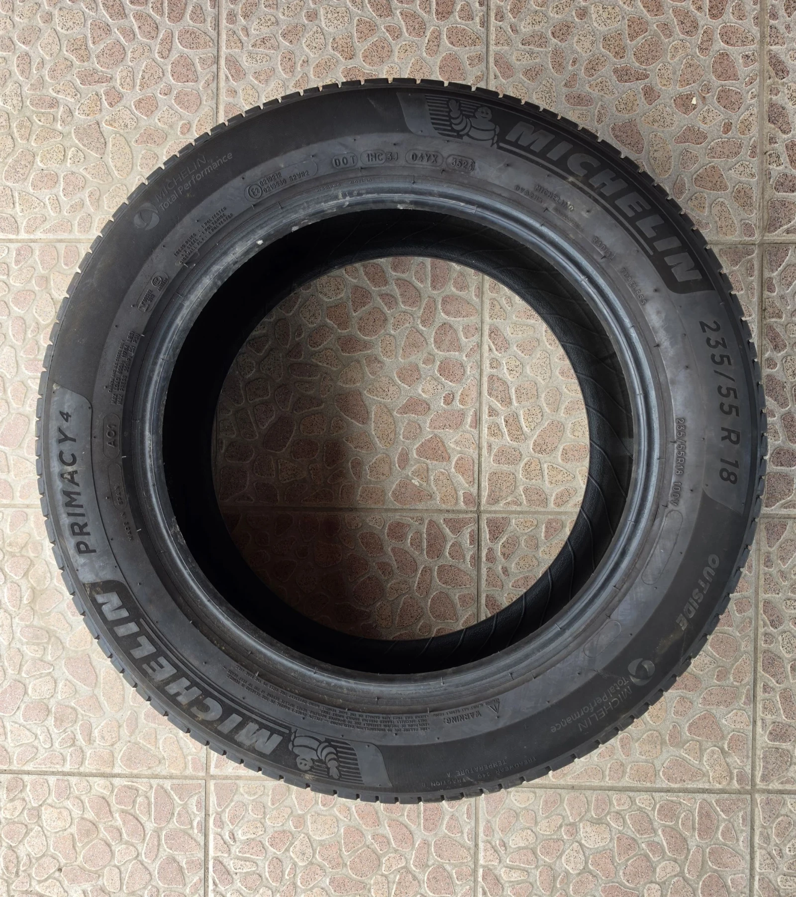 Гуми Летни 235/55R18, снимка 4 - Гуми и джанти - 54728213