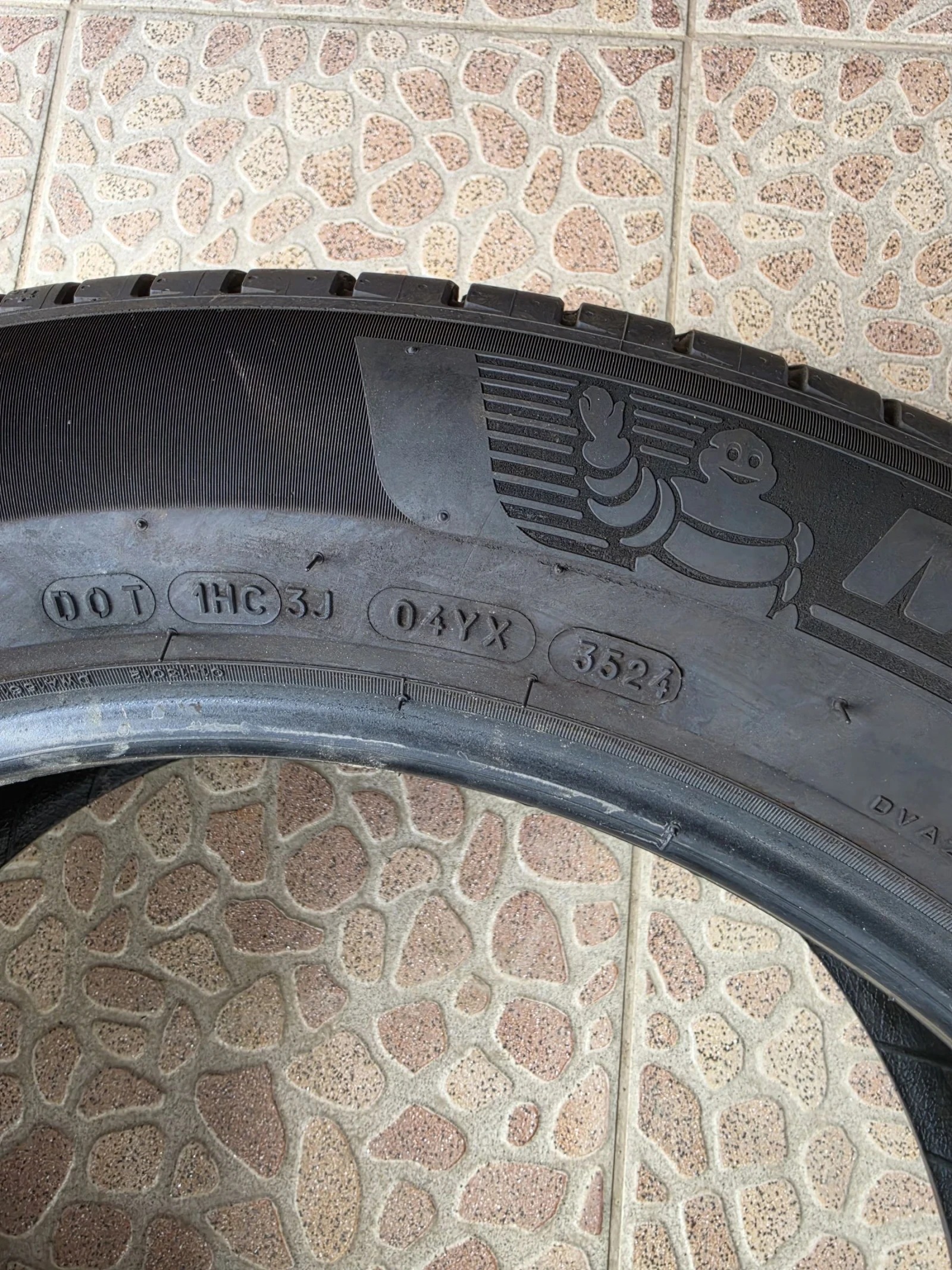 Гуми Летни 235/55R18, снимка 10 - Гуми и джанти - 54728213