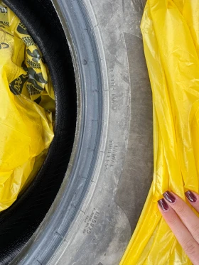 Гуми Зимни 235/55R18, снимка 7 - Гуми и джанти - 52409447
