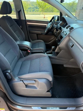 VW Touran 2.0 TDI 6-DSG DIGITAL, снимка 12