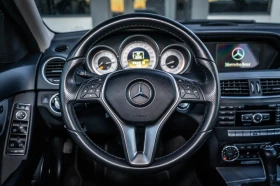 Mercedes-Benz C 200 AMG -ГАРАНЦИЯ- БЯЛА ПЕРЛА - РЕАЛНИ КИЛОМЕТРИ, снимка 9