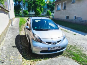 Toyota Aygo - 1800 € / 3520.49 лв. - 72833701 10