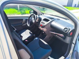 Toyota Aygo - 1800 € / 3520.49 лв. - 72833701 5
