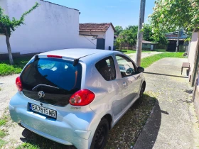 Toyota Aygo - 1800 € / 3520.49 лв. - 72833701 6