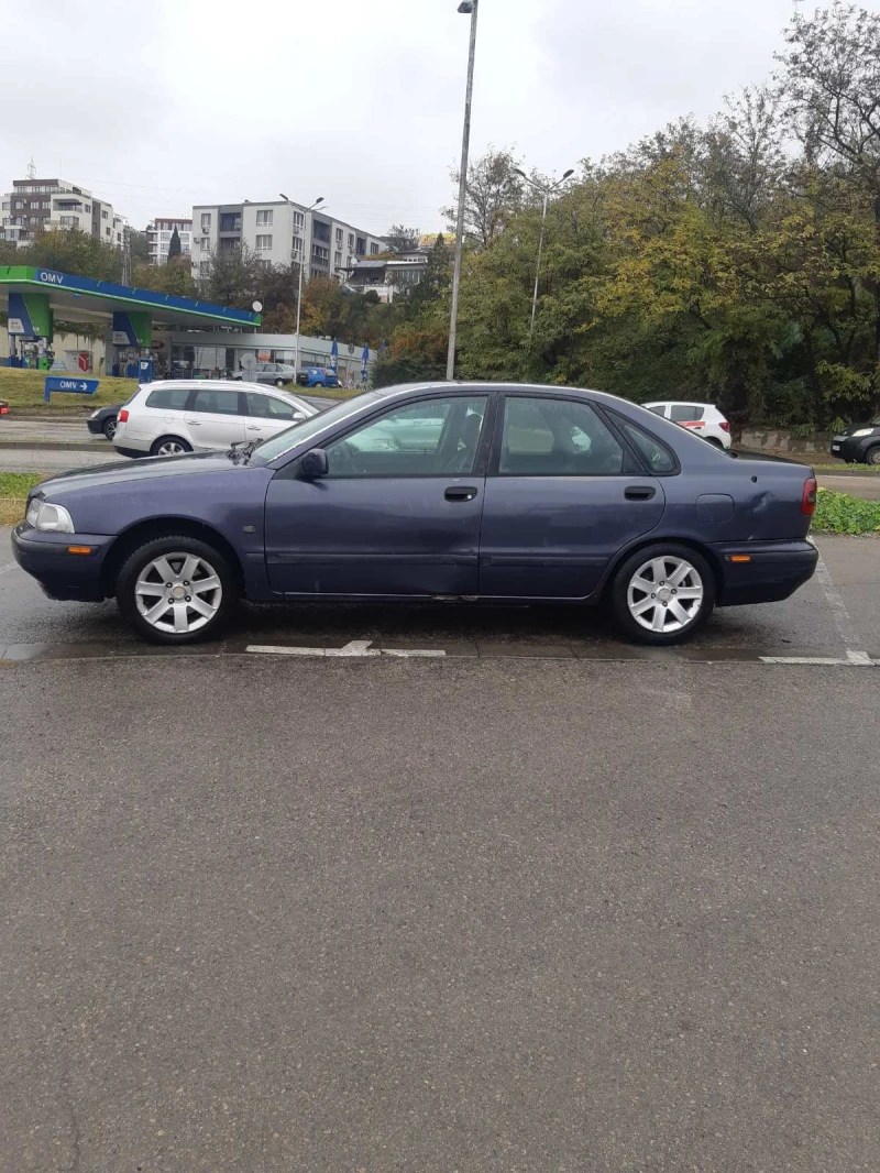 Volvo S40, снимка 4 - Автомобили и джипове - 47956490