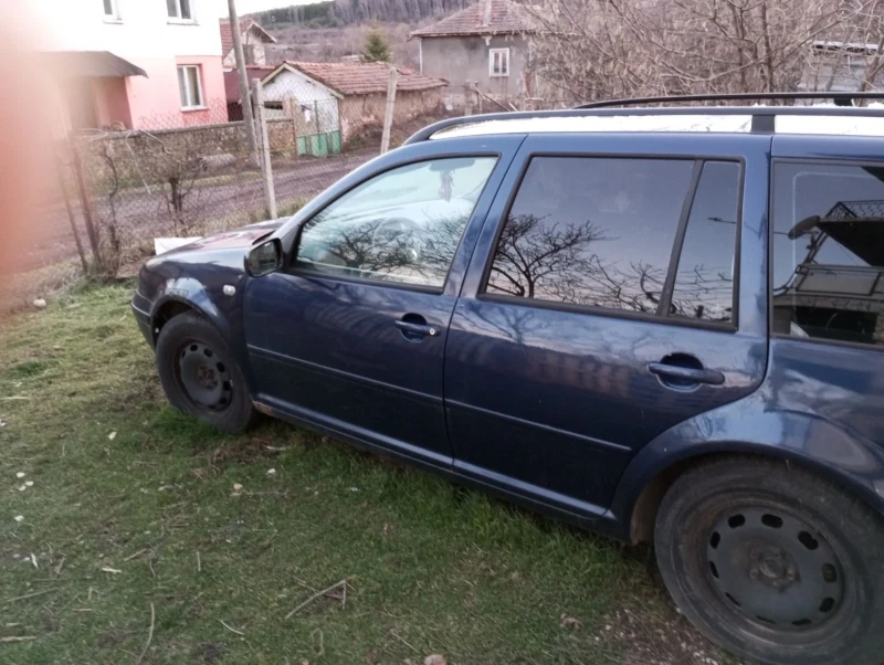 VW Bora 1.9 TDI 6 скорости за Части, снимка 2 - Автомобили и джипове - 48640731