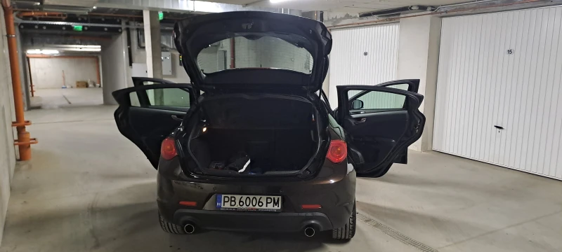 Alfa Romeo Giulietta, снимка 3 - Автомобили и джипове - 51944824