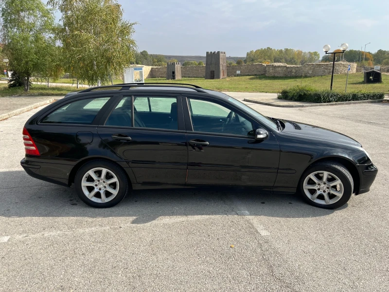 Mercedes-Benz C 220 CDI, снимка 4 - Автомобили и джипове - 52072662