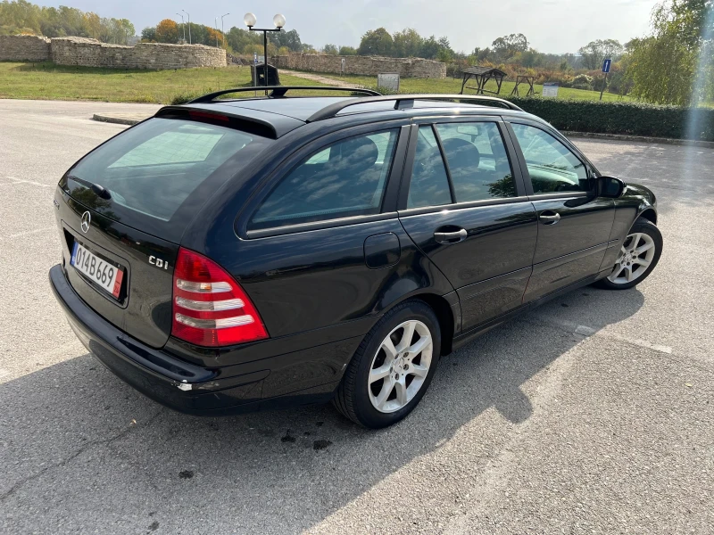 Mercedes-Benz C 220 CDI, снимка 5 - Автомобили и джипове - 52072662